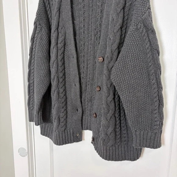 Quince 100% Organic Cotton Oversized Cable Cardigan size medium - Picture 13 of 13